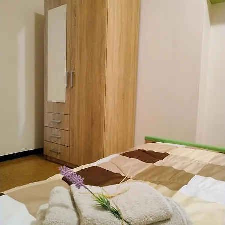 公寓 Casa Vacanze Laghi E Monti *
